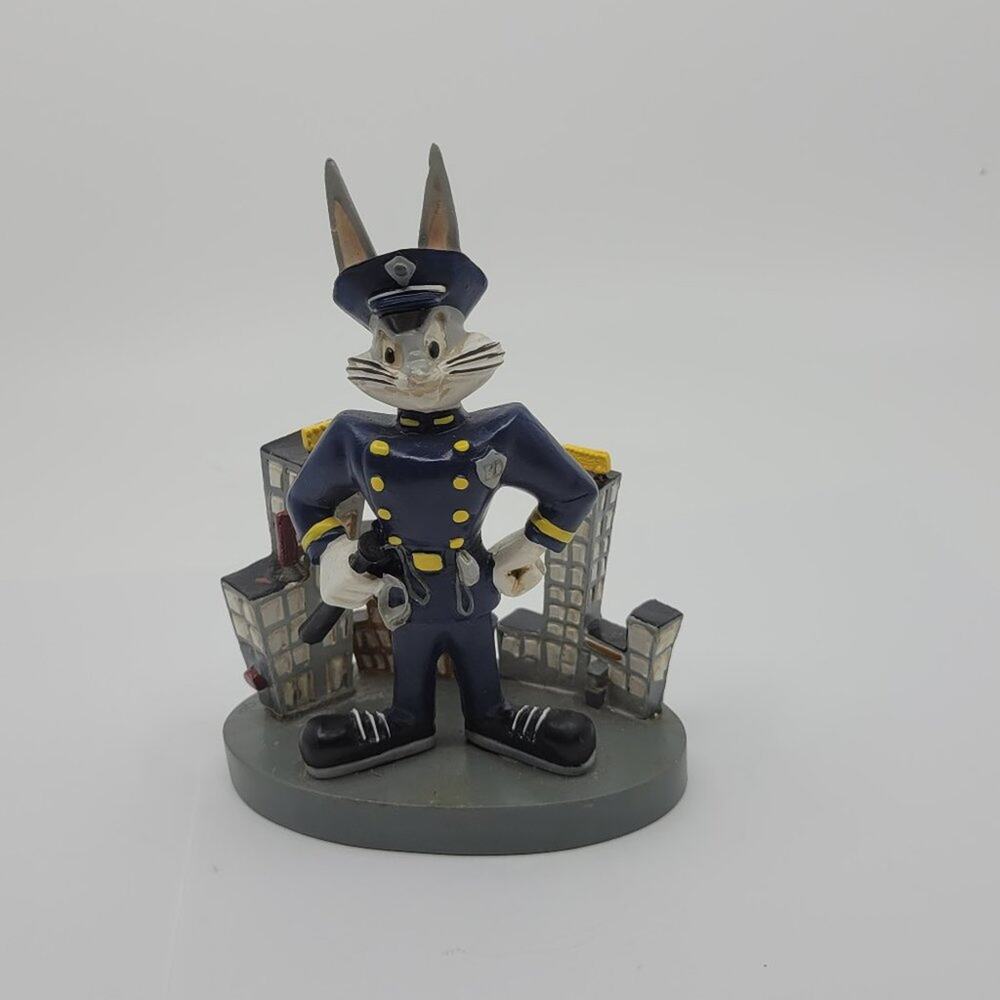 Rare Looney Tunes Bugs Bunny Bad Ass City Police Cop Policeman Figurine Statue